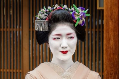 Hokkaido Travel Guide: Ryokan vs. Resort for Your Trip